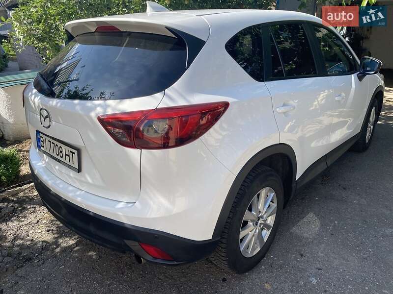 Внедорожник / Кроссовер Mazda CX-5 2015 в Гадяче