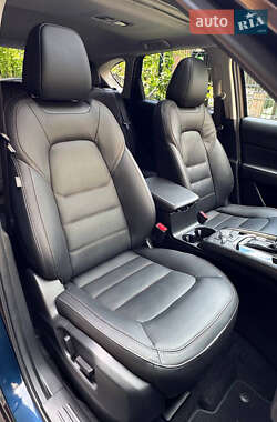 Внедорожник / Кроссовер Mazda CX-5 2023 в 