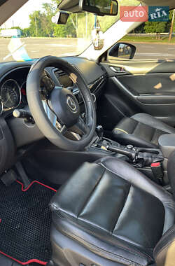 Позашляховик / Кросовер Mazda CX-5 2013 в 