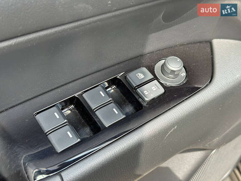 Позашляховик / Кросовер Mazda CX-5 2023 в Дніпрі