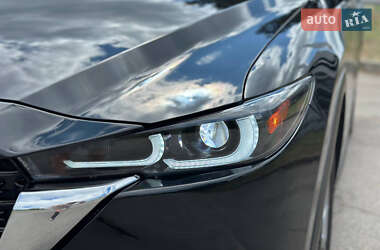 Внедорожник / Кроссовер Mazda CX-5 2023 в 