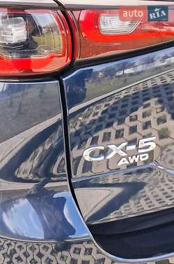 Внедорожник / Кроссовер Mazda CX-5 2024 в 