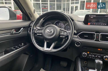 Позашляховик / Кросовер Mazda CX-5 2018 в 