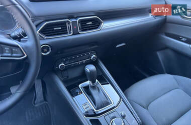 Позашляховик / Кросовер Mazda CX-5 2024 в 