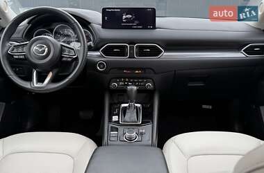 Внедорожник / Кроссовер Mazda CX-5 2023 в 