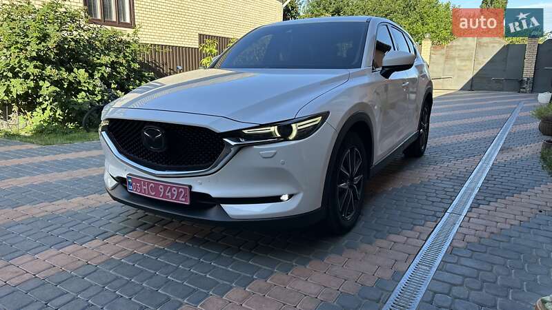 Внедорожник / Кроссовер Mazda CX-5 2018 в 