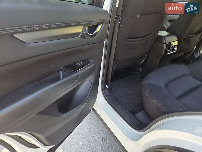 Позашляховик / Кросовер Mazda CX-5 2017 в Дніпрі
