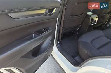 Позашляховик / Кросовер Mazda CX-5 2017 в 