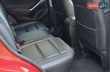 Позашляховик / Кросовер Mazda CX-5 2015 в 