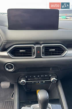 Внедорожник / Кроссовер Mazda CX-5 2024 в 