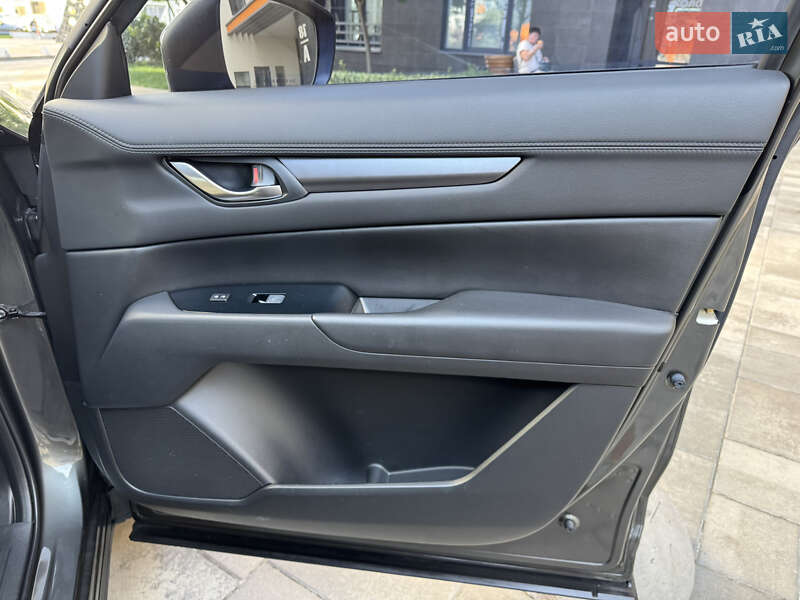 Позашляховик / Кросовер Mazda CX-5 2017 в Києві