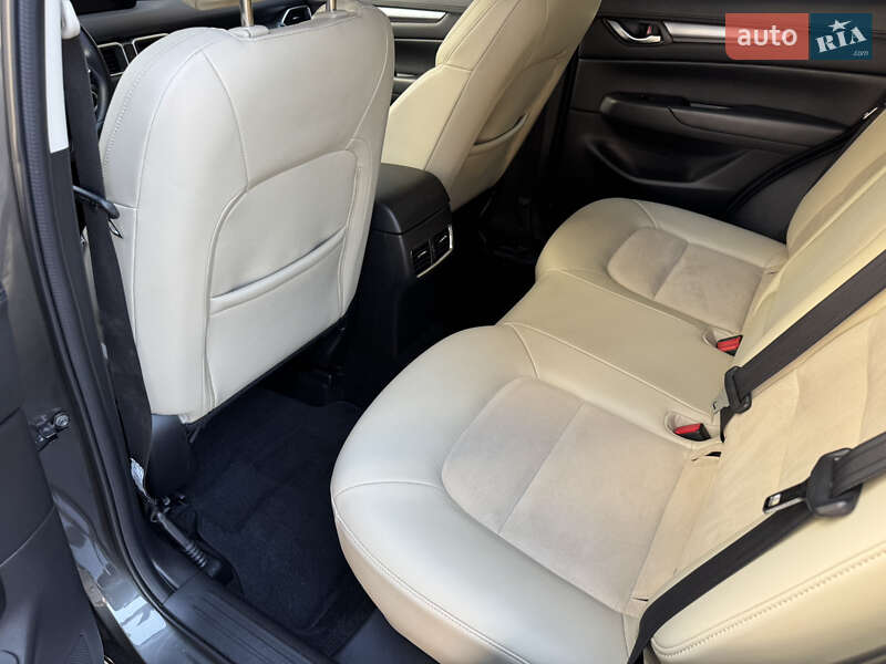 Позашляховик / Кросовер Mazda CX-5 2017 в Києві