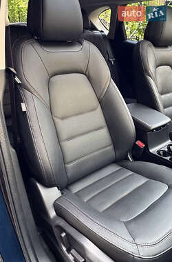 Внедорожник / Кроссовер Mazda CX-5 2023 в 