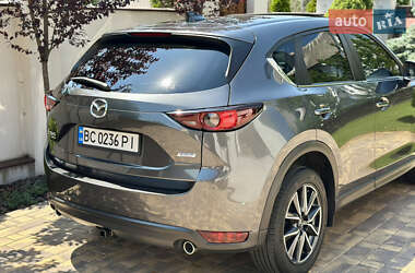 Внедорожник / Кроссовер Mazda CX-5 2017 в 