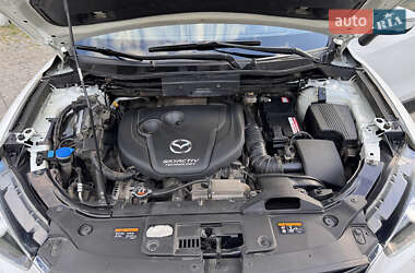 Внедорожник / Кроссовер Mazda CX-5 2016 в 
