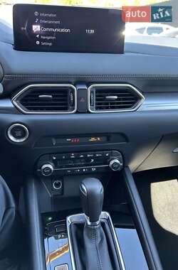 Внедорожник / Кроссовер Mazda CX-5 2023 в 