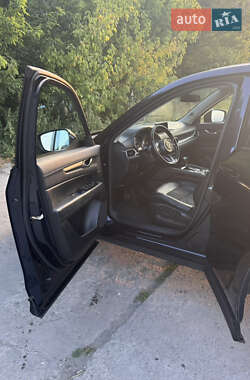 Позашляховик / Кросовер Mazda CX-5 2018 в 