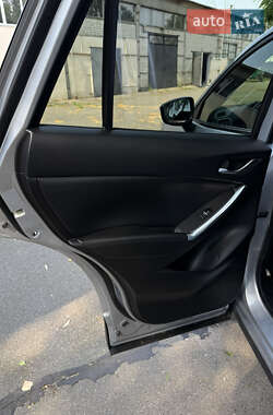 Внедорожник / Кроссовер Mazda CX-5 2015 в 