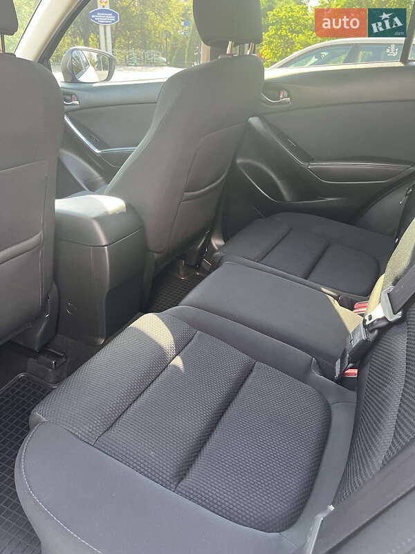 Позашляховик / Кросовер Mazda CX-5 2016 в Запоріжжі
