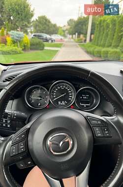 Позашляховик / Кросовер Mazda CX-5 2014 в 