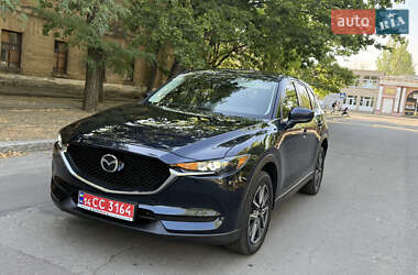 Позашляховик / Кросовер Mazda CX-5 2018 в 