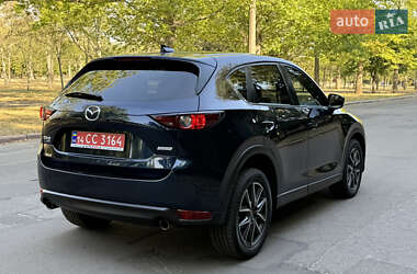 Позашляховик / Кросовер Mazda CX-5 2018 в 