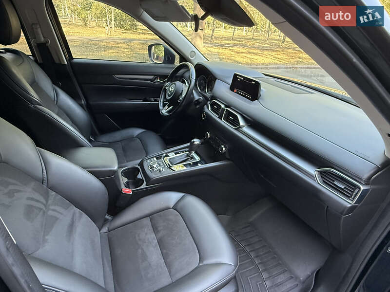 Позашляховик / Кросовер Mazda CX-5 2018 в Миколаєві