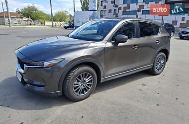 Позашляховик / Кросовер Mazda CX-5 2019 в 