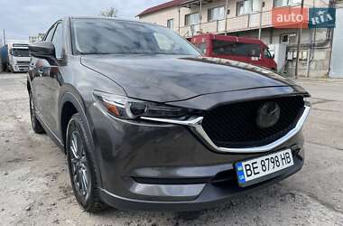 Позашляховик / Кросовер Mazda CX-5 2019 в 