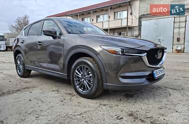 Позашляховик / Кросовер Mazda CX-5 2019 в 