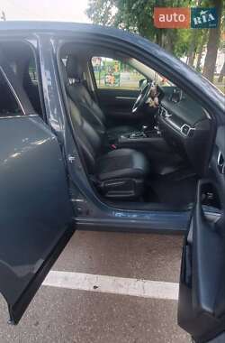 Позашляховик / Кросовер Mazda CX-5 2020 в 