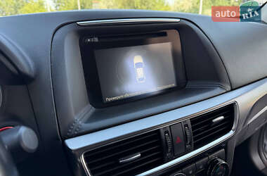 Позашляховик / Кросовер Mazda CX-5 2015 в 