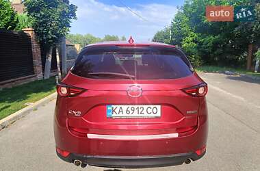 Позашляховик / Кросовер Mazda CX-5 2020 в 