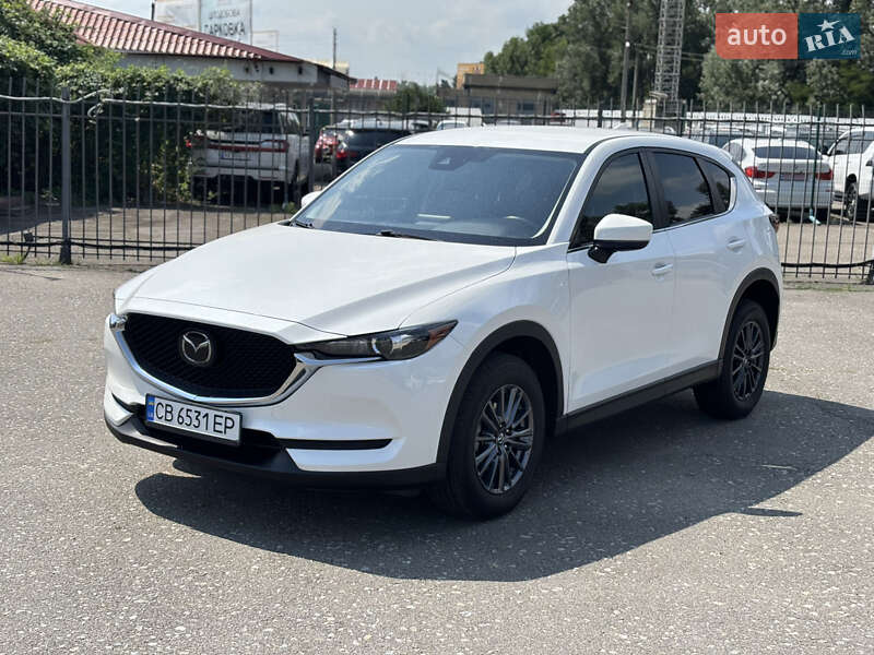 Позашляховик / Кросовер Mazda CX-5 2018 в 