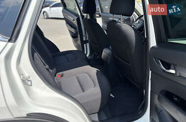 Позашляховик / Кросовер Mazda CX-5 2018 в 
