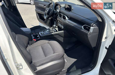 Позашляховик / Кросовер Mazda CX-5 2018 в 