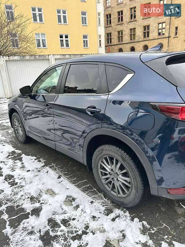 Внедорожник / Кроссовер Mazda CX-5 2017 в Киеве