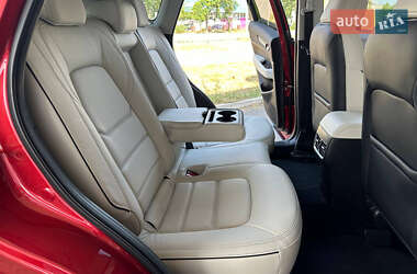 Позашляховик / Кросовер Mazda CX-5 2024 в 
