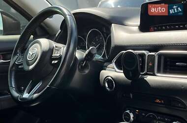 Позашляховик / Кросовер Mazda CX-5 2017 в 