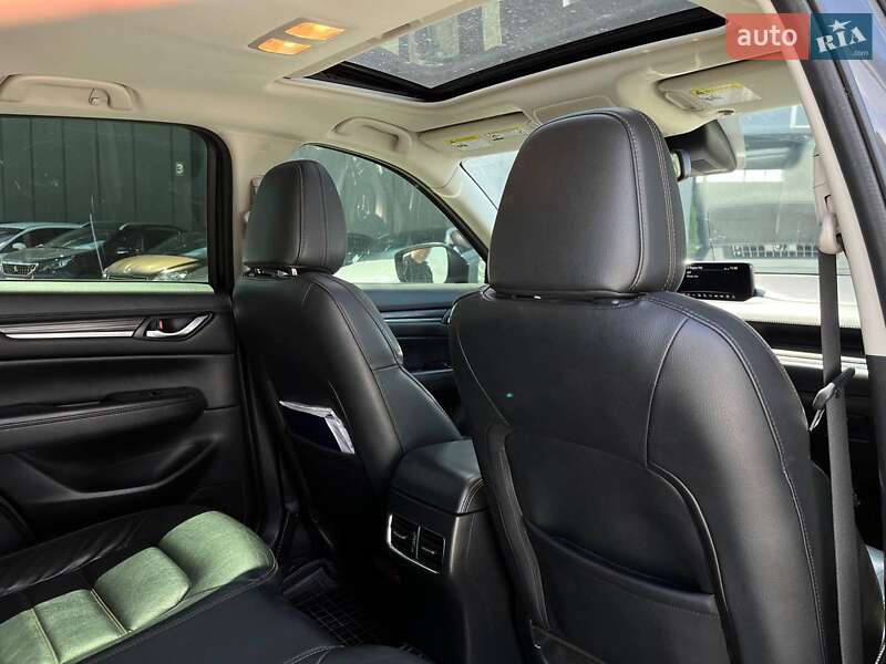Позашляховик / Кросовер Mazda CX-5 2017 в Львові