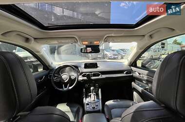Позашляховик / Кросовер Mazda CX-5 2017 в 