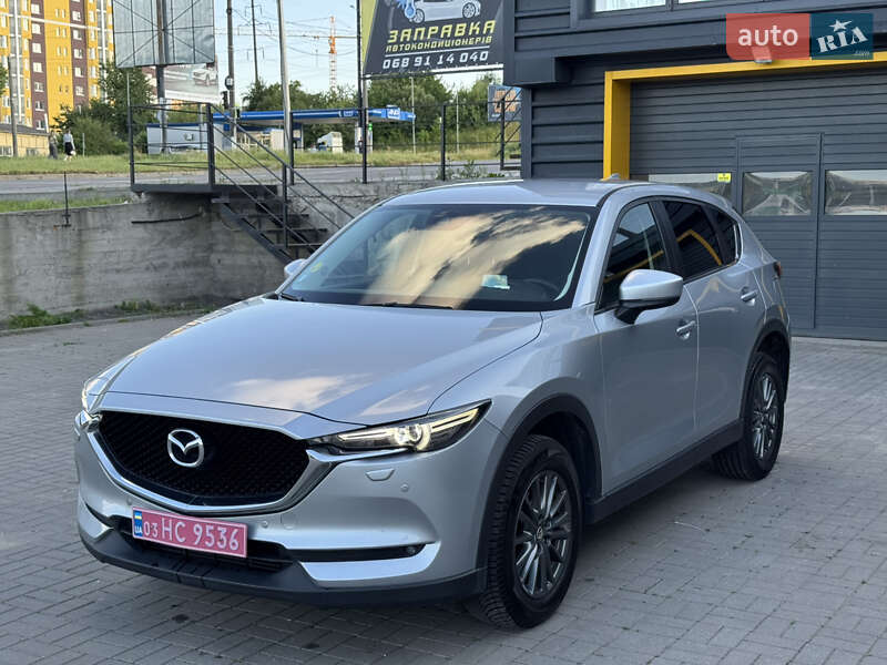 Позашляховик / Кросовер Mazda CX-5 2017 в Хмельницькому