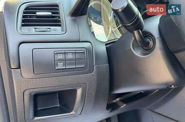 Позашляховик / Кросовер Mazda CX-5 2012 в 