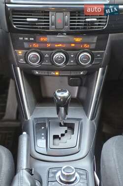 Внедорожник / Кроссовер Mazda CX-5 2012 в 
