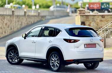 Позашляховик / Кросовер Mazda CX-5 2021 в 