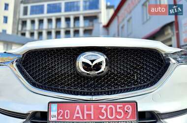 Позашляховик / Кросовер Mazda CX-5 2021 в 