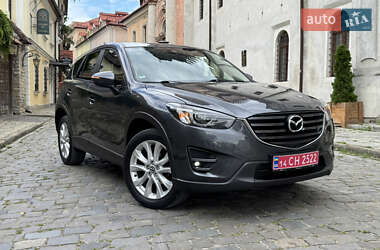 Позашляховик / Кросовер Mazda CX-5 2015 в 