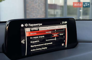 Позашляховик / Кросовер Mazda CX-5 2019 в 