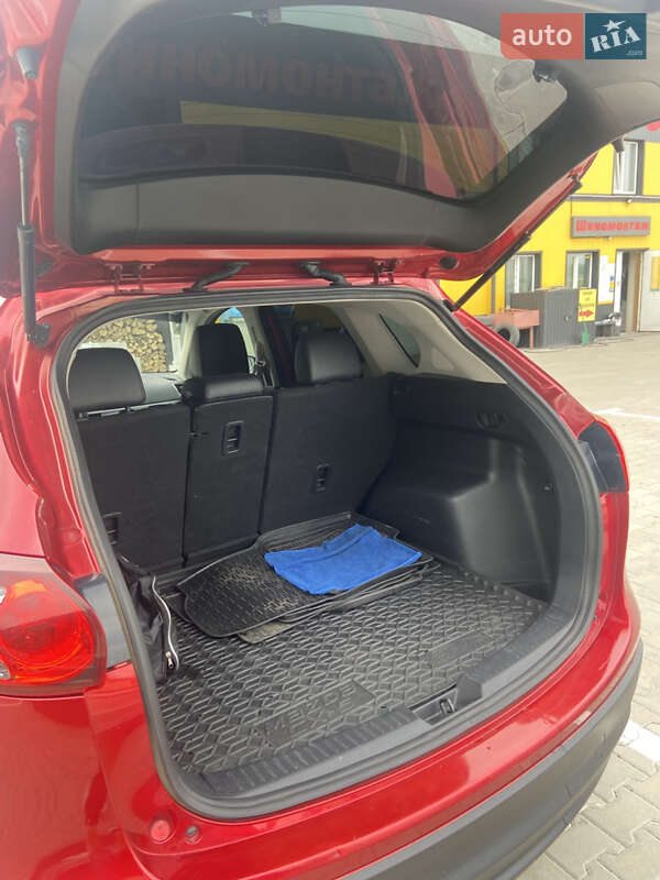 Позашляховик / Кросовер Mazda CX-5 2016 в Києві