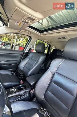 Позашляховик / Кросовер Mazda CX-5 2014 в 